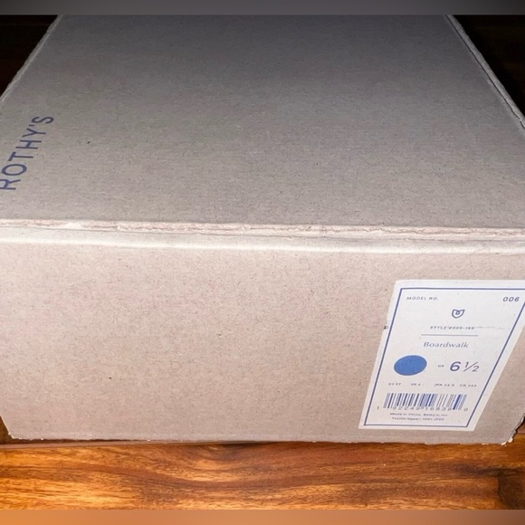 NEW Rothy’s size 6.5 The Original Slip on Sneaker in Boardwalk - Picture 6 of 6